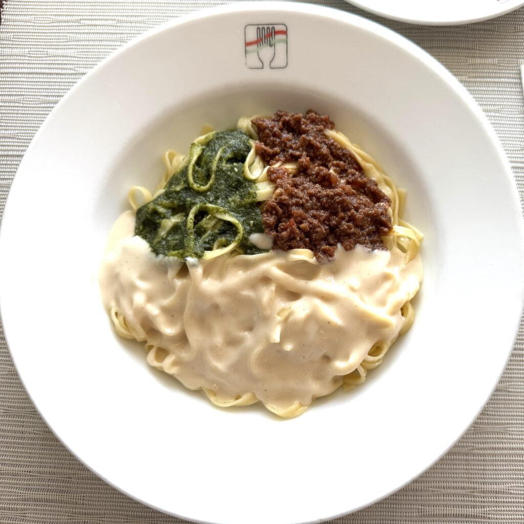 イタリアントリコロールパスタ